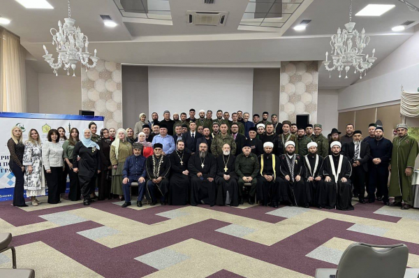 Приморское духовенство на Донбассе