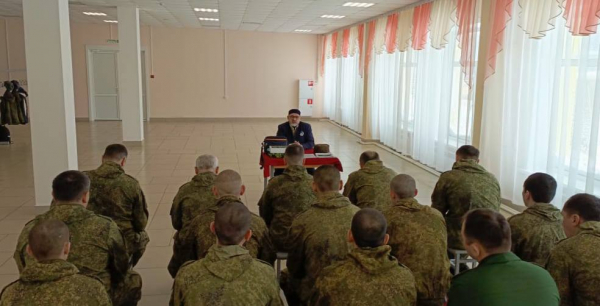 Зам председателя ДУМ ПК по работе с военнослужащими провёл правовой час на Курильских островах