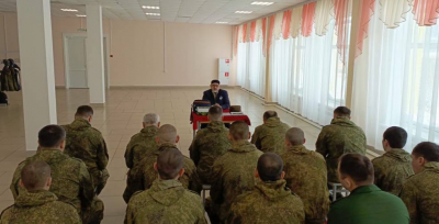 Зам председателя ДУМ ПК по работе с военнослужащими провёл правовой час на Курильских островах