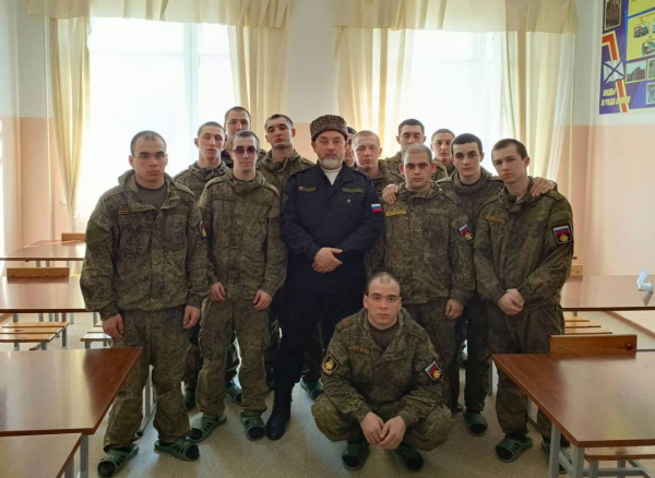 Встреча заместителя председателя ДУМ Приморского края с верующими военнослужащими