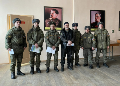 Встреча с военнослужащими Сергеевского гарнизона
