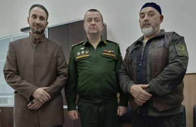Встреча представителей мусульманского духовенства и военного командования для патриотической работы